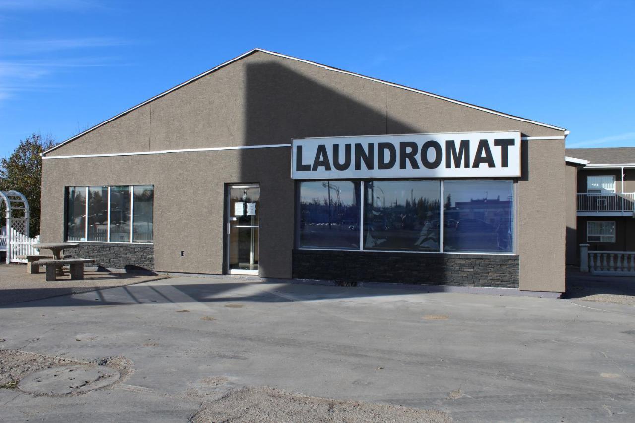Arbour Ridge Inn & Suites Kindersley Eksteriør bilde
